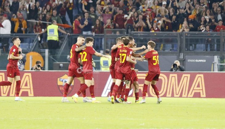 Lecce, all’Olimpico prova d’orgoglio, resta in 10 e va in gol con Strefezza, ma non basta - Corriere Salentino