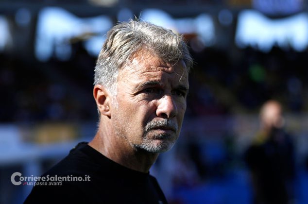 Un Lecce sterile ottiene un pari sofferto, contro la Cremonese decidono due rigori - Corriere Salentino