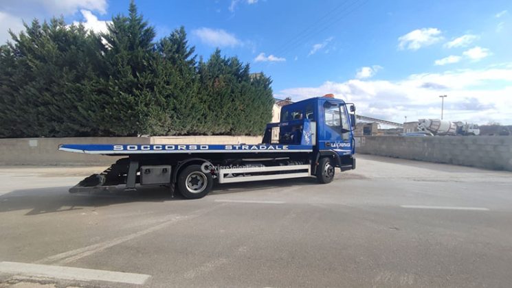 Ultraleggero si schianta in una cava, nulla da fare per il pilota: morto carbonizzato - Corriere Salentino