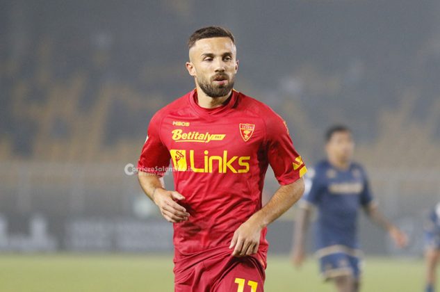 Lecce, che peccato: l’ennesima amnesia ad inizio ripresa costa la prima vittoria casalinga - Corriere Salentino