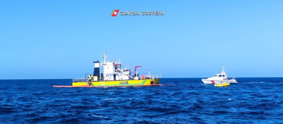 Inquinamento avamporto di Gallipoli, la Guardia Costiera assicura: è un’esercitazione - Corriere Salentino