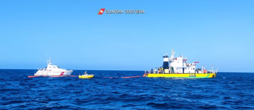 Inquinamento avamporto di Gallipoli, la Guardia Costiera assicura: è un’esercitazione - Corriere Salentino