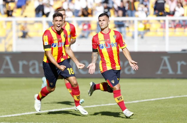 Un Lecce sterile ottiene un pari sofferto, contro la Cremonese decidono due rigori - Corriere Salentino