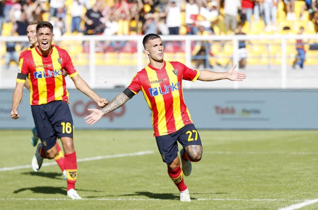 Un Lecce sterile ottiene un pari sofferto, contro la Cremonese decidono due rigori - Corriere Salentino