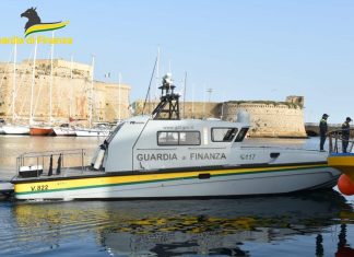 Sequestrati 100 kg di pesce senza tracciabilità: multa da 12mila euro a Gallipoli