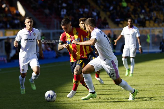 Un Lecce sterile ottiene un pari sofferto, contro la Cremonese decidono due rigori - Corriere Salentino