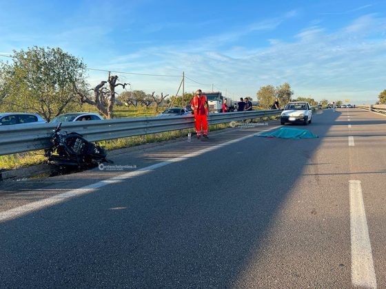 Fatale schianto in moto sulla statale: centauro muore sul colpo - Corriere Salentino