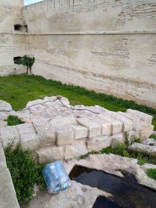 Gianmaria Greco: "Avvilente assistere allo stato di abbandono delle mura urbiche" - Corriere Salentino