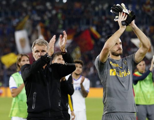 Lecce, all’Olimpico prova d’orgoglio, resta in 10 e va in gol con Strefezza, ma non basta - Corriere Salentino