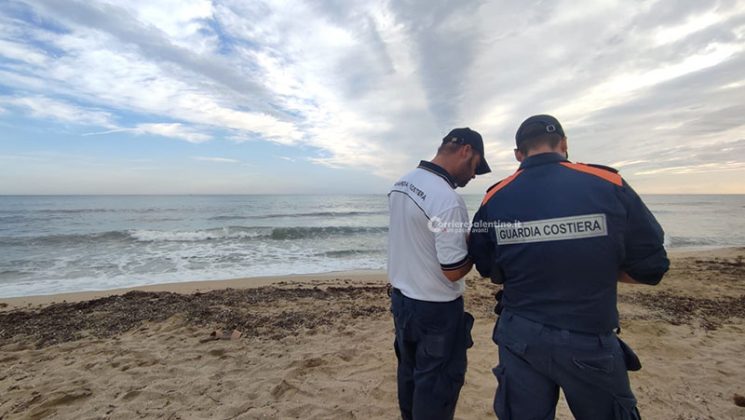 Si tuffa in mare e scompare nel nulla, scattano le ricerche: rintracciato a largo. Sospiro di sollievo per la famiglia - Corriere Salentino