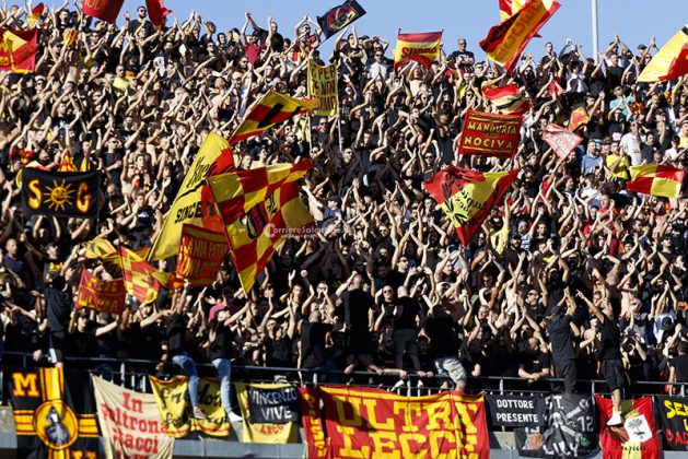 Un Lecce sterile ottiene un pari sofferto, contro la Cremonese decidono due rigori - Corriere Salentino