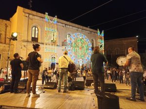 L’Arte illumina l’Arte: le luminarie salentine raccontano la storia dei territori - Corriere Salentino