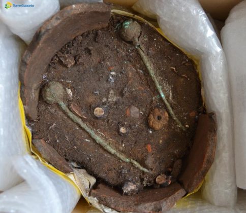 Restaurati i monili di una delle tombe scoperte nella necropoli di Torre Guaceto: ora torneranno in riserva - Corriere Salentino