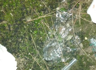 Torna l’eroina in città, siringhe nella Villa Comunale. Scorrano chiede più controlli e meno sprechi