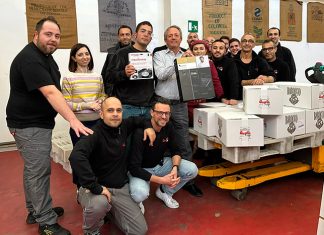 Bollette stratosferiche? Antonio Quarta dona piastre a induzione ai suoi collaboratori