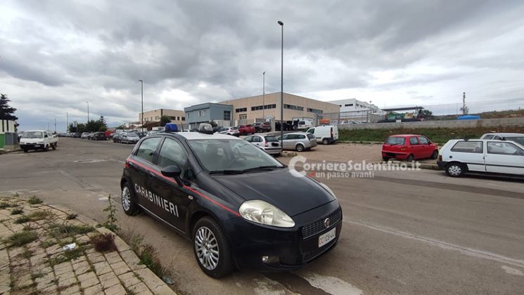 Notte “infernale” nel basso Salento: fiamme in concessionaria e azienda di raccolta rifiuti - Corriere Salentino