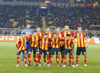 Il Lecce chiude il 2022 con un’amichevole internazionale: sfida ai croati del Varazfin di Vugrinec