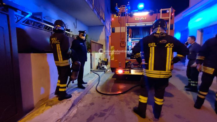 Fumo denso e nero dall'abitazione, scatta l'allarme: fiamme divampate per un cortocircuito - Corriere Salentino