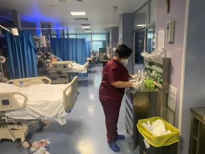 Ospedale di Scorrano, i medici di Anestesia e Rianimazione rinunciano alle ferie per non chiudere il reparto: turni anche di 12 ore - Corriere Salentino