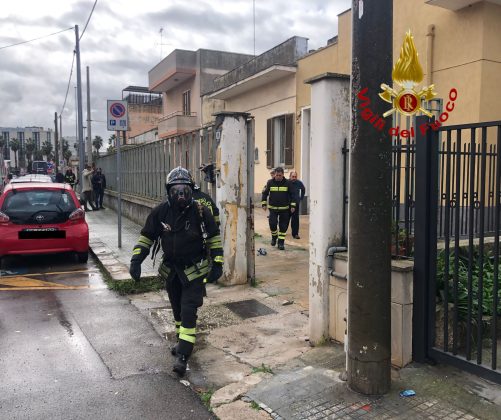 Fiamme avvolgono bombola gpl, poi l'esplosione. Paura nel quartiere Santa Rosa - Corriere Salentino