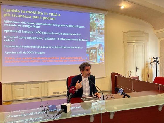 La conferenza di fine anno di Salvemini: “Mai tante risorse per Lecce: circa 123 milioni di euro”. Darsena, ex Massa e statua di Sant’Oronzo: 2024 anno della svolta - Corriere Salentino