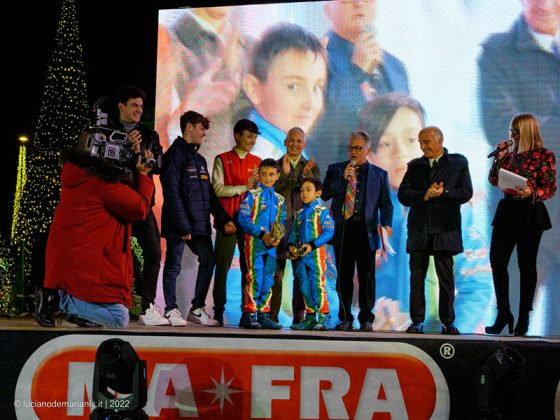 Un ulivo speciale al “Racing Christmas in Salento”: a Scorrano nasce l’albero del motorsport - Corriere Salentino