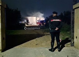 Fiamme nella villa di un imprenditore: danni ingenti. Si sospetta atto doloso