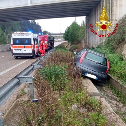 Violento impatto in tangenziale: corsa in ospedale per una 22enne - Corriere Salentino