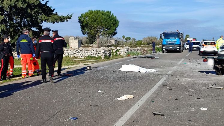 Ancora un drammatico schianto sulla 275: scontro tra Ape e auto, un morto e due feriti - Corriere Salentino