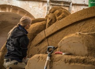 Il presepe di sabbia di Scorrano torna a stupire nel segno della pace