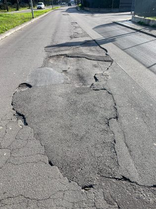 Il bilancio di fine anno dell’opposizione, Guido: “Strade colabrodo e insicurezza” - Corriere Salentino