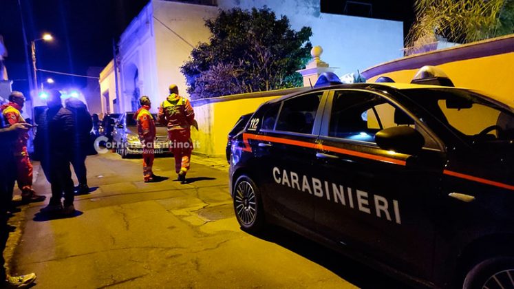 Anziano si rifugia in casa dopo una lite armato di pistola: attimi di tensione - Corriere Salentino