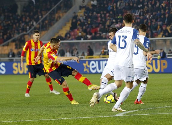 Un secondo tempo “gagliardo” e il Lecce rimonta la Lazio: apoteosi giallorossa, terza vittoria di fila - Corriere Salentino