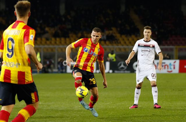 Strefezza non basta. La Salernitana supera il Lecce - Corriere Salentino