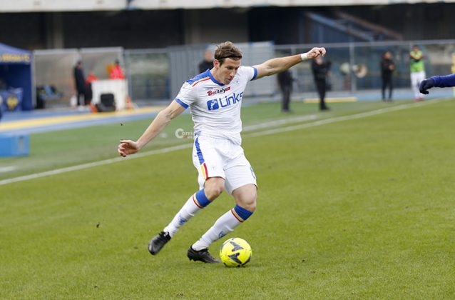 Al Bentegodi il Lecce perde l'imbattibilità ed anche Umtiti: sconfitta per 2 a 0, il francese esce dal campo in lacrime - Corriere Salentino