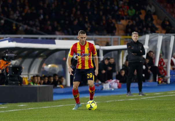 Un secondo tempo “gagliardo” e il Lecce rimonta la Lazio: apoteosi giallorossa, terza vittoria di fila - Corriere Salentino