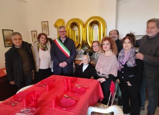Arnesano festeggia i 100 anni di Raffaele Imbriani