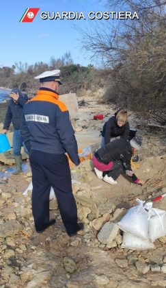 Il mare restituisce tombe e resti umani dell'Età del Bronzo: al via gli scavi sulla costa ionica - Corriere Salentino