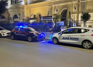 Dopo il primo furto, tenta il bis al Marien Platz ma arrivano i vigilantes e scappa a mani vuote