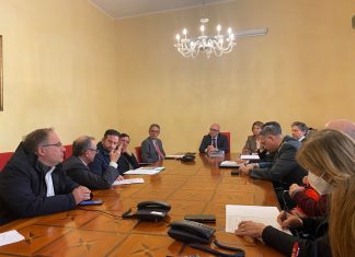 Vertice in Prefettura sulla sicurezza di medici e infermieri: previsti interventi e sistemi “tagliacode”