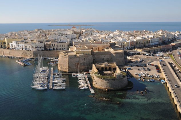 Fortezze di Puglia: Il Castello Angioino di Gallipoli - Corriere Salentino