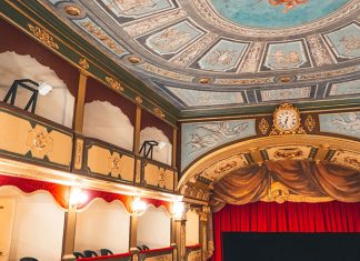 Il Teatro Garibaldi di Gallipoli riapre al pubblico, domani l’inaugurazione con il Maestro Sergio Rubini