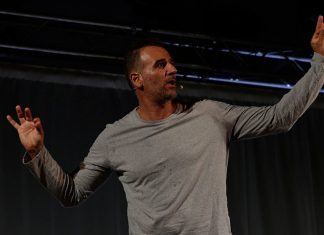 Al Teatro Comunale di Nardò “Gli invincibili. Storie di atleti che non si sono arresi”