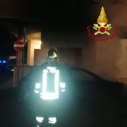 L’emergenza incendi nel Salento continua: nove auto in fiamme in soli 5 minuti - Corriere Salentino