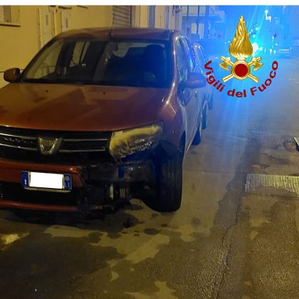 L’emergenza incendi nel Salento continua: nove auto in fiamme in soli 5 minuti - Corriere Salentino