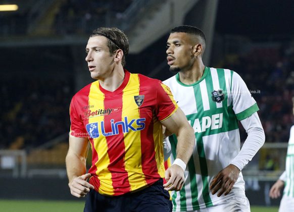 Il Lecce spreca e il Sassuolo porta a casa i tre punti, decide Thorstvedt: 0-1 per gli emiliani - Corriere Salentino