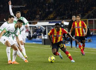 Il Lecce spreca e il Sassuolo porta a casa i tre punti, decide Thorstvedt: 0-1 per gli emiliani