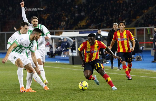 Il Lecce spreca e il Sassuolo porta a casa i tre punti, decide Thorstvedt: 0-1 per gli emiliani - Corriere Salentino