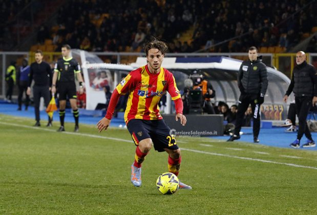 Il Lecce spreca e il Sassuolo porta a casa i tre punti, decide Thorstvedt: 0-1 per gli emiliani - Corriere Salentino