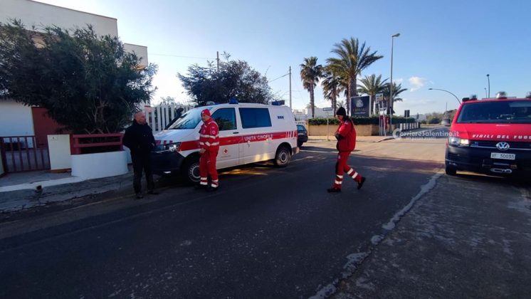 Colpito da un fulmine in riva al mare: corsa in ospedale dopo un massaggio cardiaco di oltre 15 minuti - Corriere Salentino